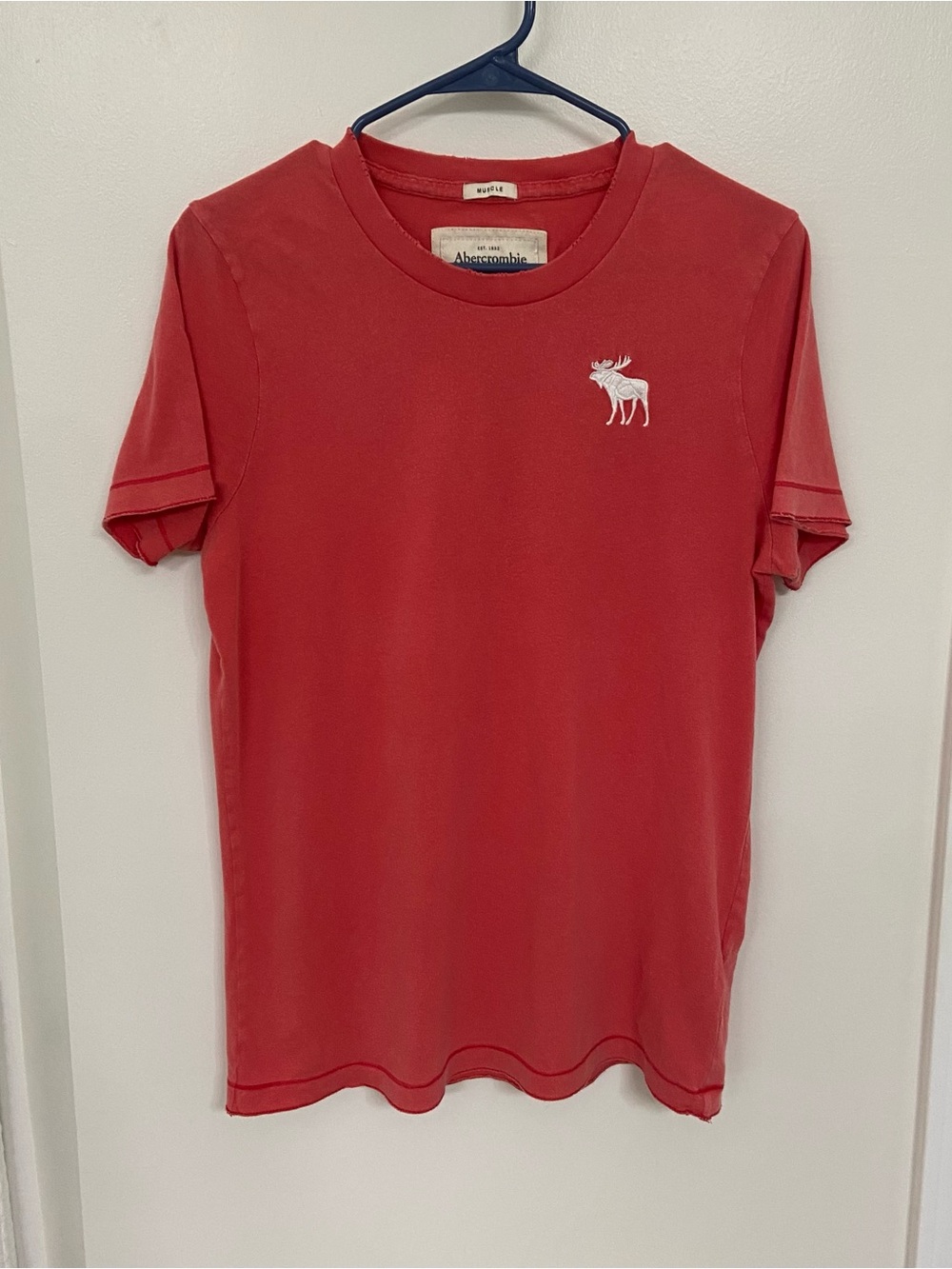 Abercrombie & Fitch Muscle Fit Red Moose Logo T-Shirt Men’s L 100% Cotton